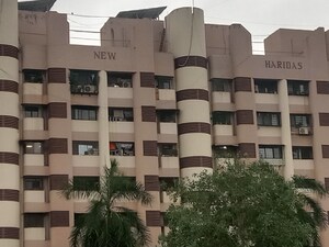 2 BHK Apartment For Sale in New Haridas Park CHS, Dahisar West