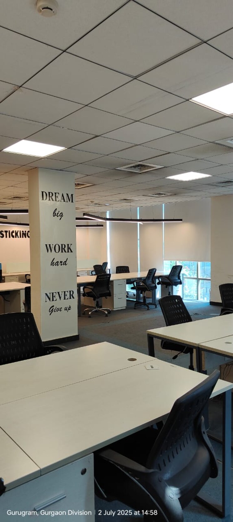 Team Area, dlf phase iv Commercial Office Space 3000 Sq.Ft. In Dlf Phase iv Gurgaon 8923277