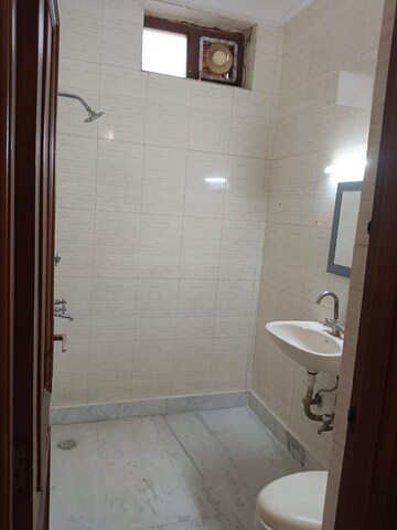 Bathroom in 2 BHK Builder Floor at Lajpat Nagar 4 – for Rent