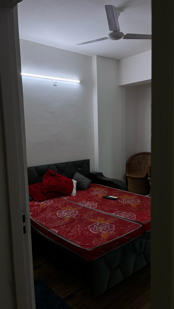 1 Rk+ Study Room Apartment For Rent in Migsun Roof