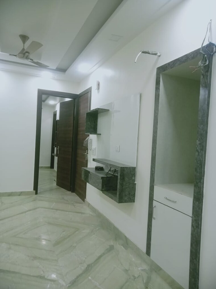 Other, pitampura 3 Bedroom 125 Sq.Yd. Builder Floor In Pitampura Delhi 8923365