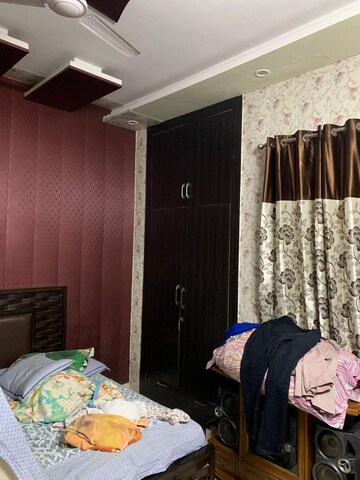 Bedroom in 2.5 BHK Builder Floor at Sector 10 – for Sale