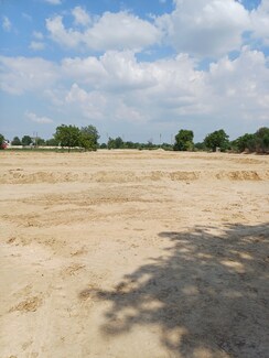 Plot For Sale in Bhopani