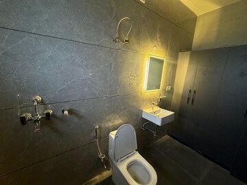 Bathroom in 3 BHK Builder Floor at Sector 43 – for Rent