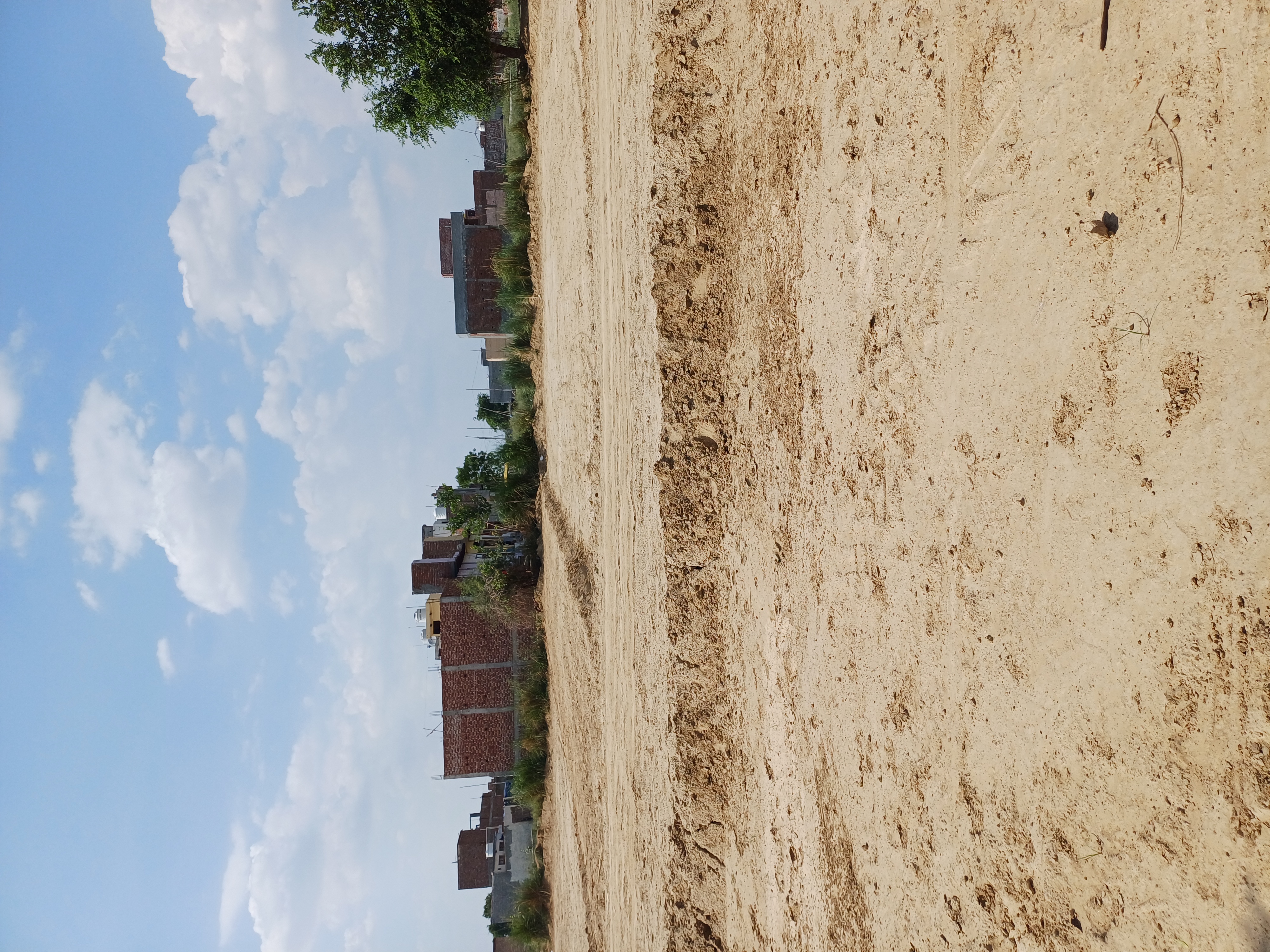 Plot For Sale in Jay Guru Ji Property 