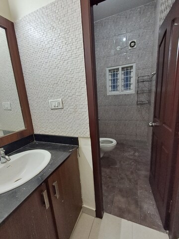 Furnished Amenities in 3 BHK Builder Floor at Hsr Layout – for Rent