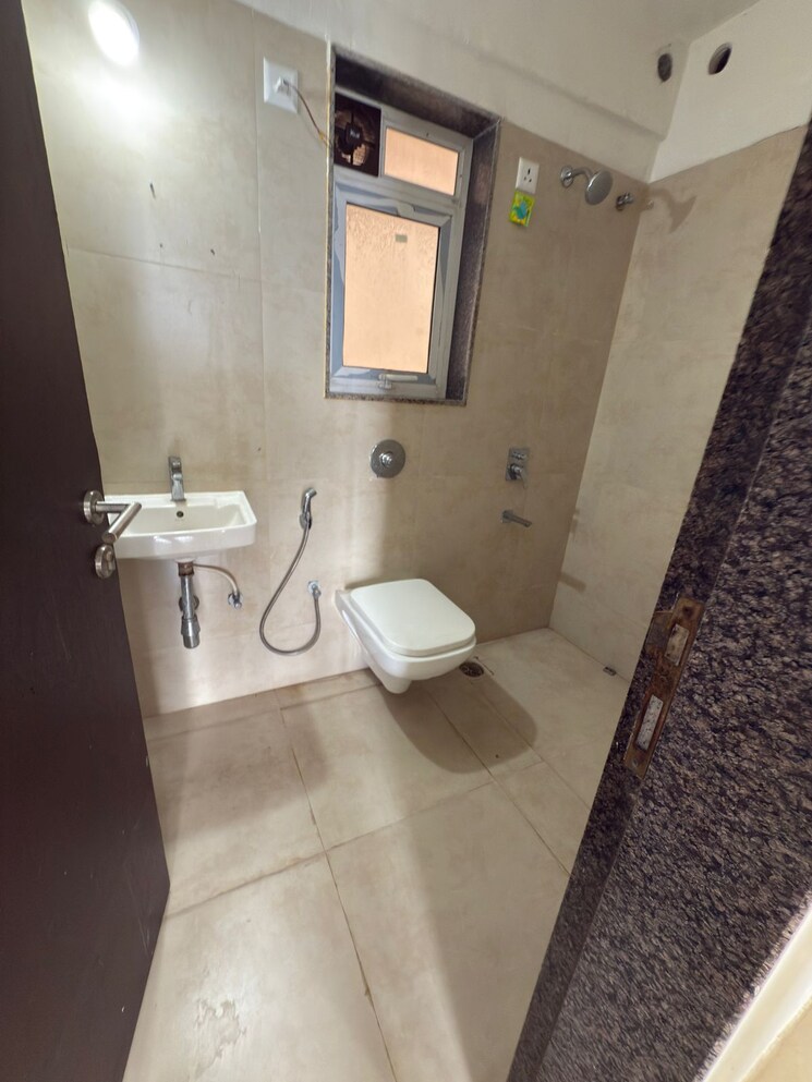 Bathroom, puraniks-city-reserva 1 Bedroom 447 Sq.Ft. Apartment In Ghodbunder Road Thane 8923473