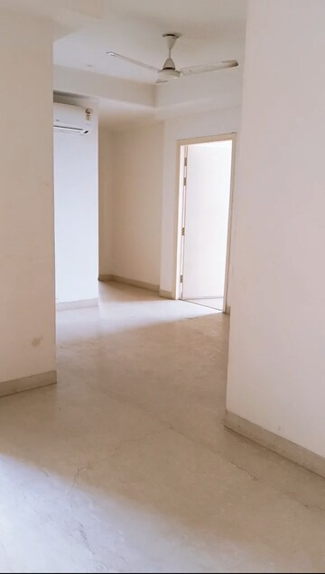 Room in 3 BHK Apartment at Bestech Park View Sanskruti, Sector 92 – for Rent
