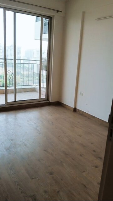 Room in 3 BHK Apartment at Bestech Park View Sanskruti, Sector 92 – for Rent