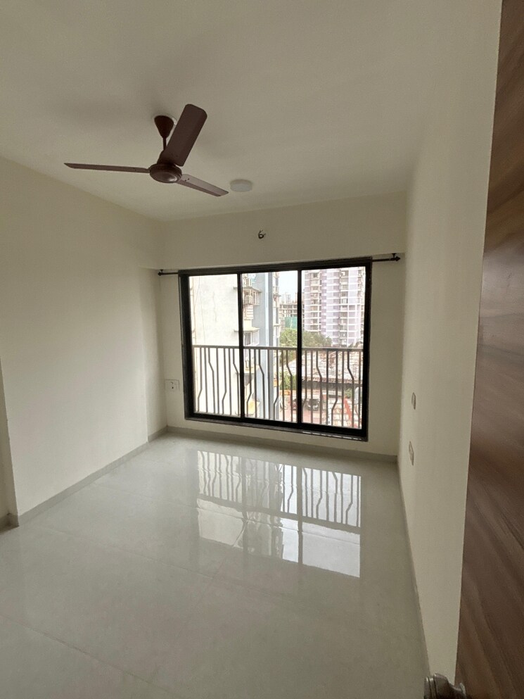 Room, mat-cornel-heights 2 Bedroom 750 Sq.Ft. Apartment In Ic Colony Mumbai 8923496