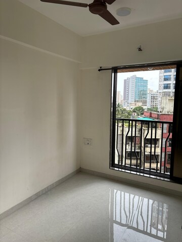 Room in 2 BHK Apartment at Mat Cornel Heights, Ic Colony – for Rent