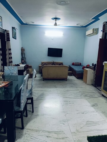 Living Room in 1 BHK Builder Floor at Ansal Plaza Sector-23, Sector 23 – for Rent
