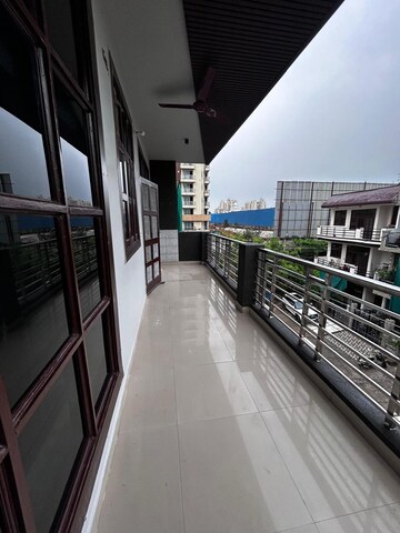 Balcony in 2 BHK Builder Floor at Ansal Plaza Sector-23, Sector 23 – for Rent