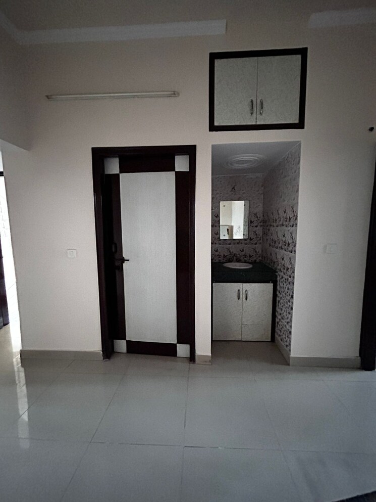 Room, ansal-plaza-sector-23 2 Bedroom 2700 Sq.Ft. Builder Floor In Sector 23 Gurgaon 8923541