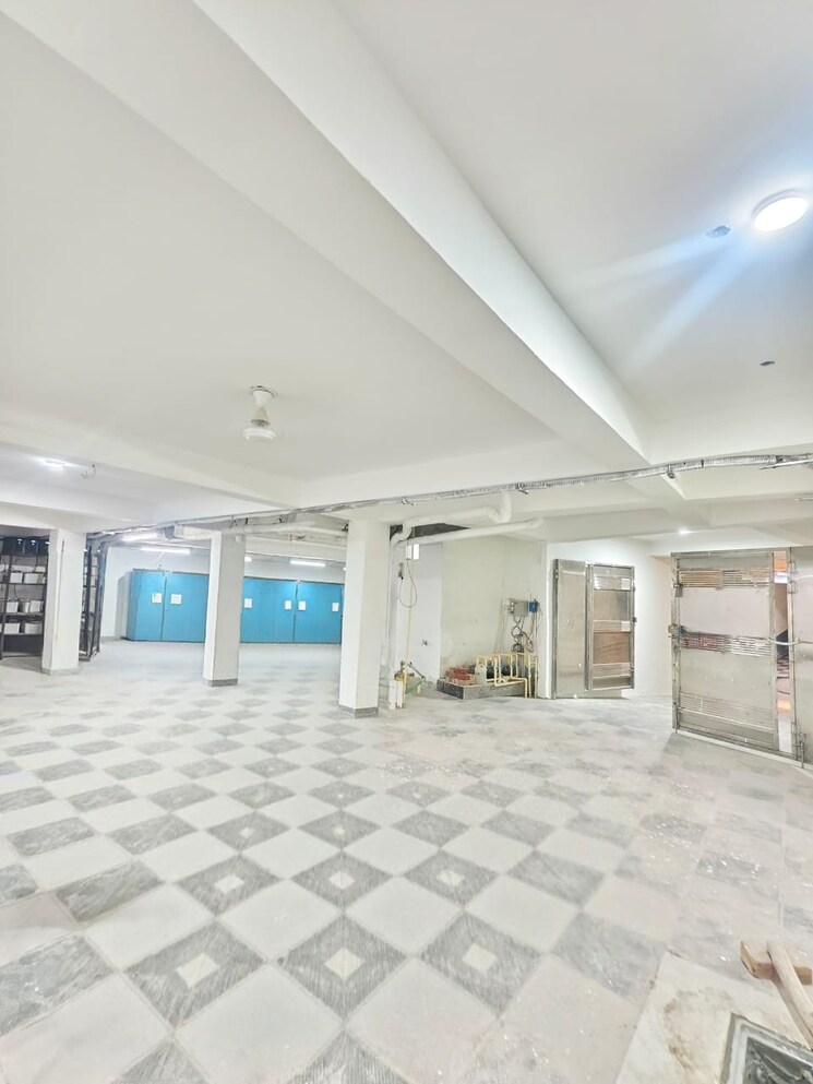  Parking, ansal-plaza-sector-23 Pg For Boys & Girls In Sector 23 8923550