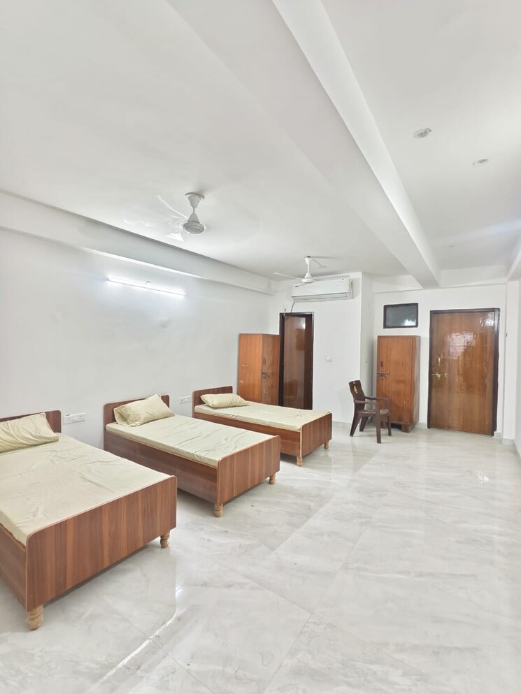 Living Room, ansal-plaza-sector-23 Pg For Boys & Girls In Sector 23 8923550