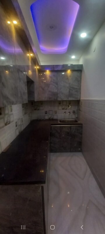 Kitchen in 1.5 BHK Builder Floor at Uttam Nagar – for Rent