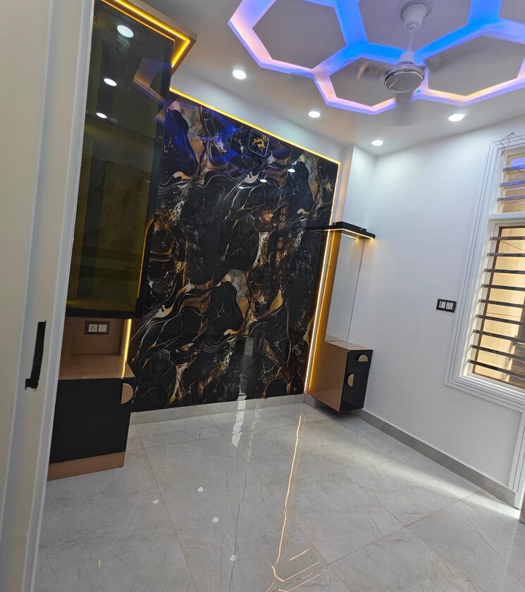 Master Bedroom, uttam nagar 2 Bedroom 50 Sq.Yd. Builder Floor In Uttam Nagar Delhi 8923603