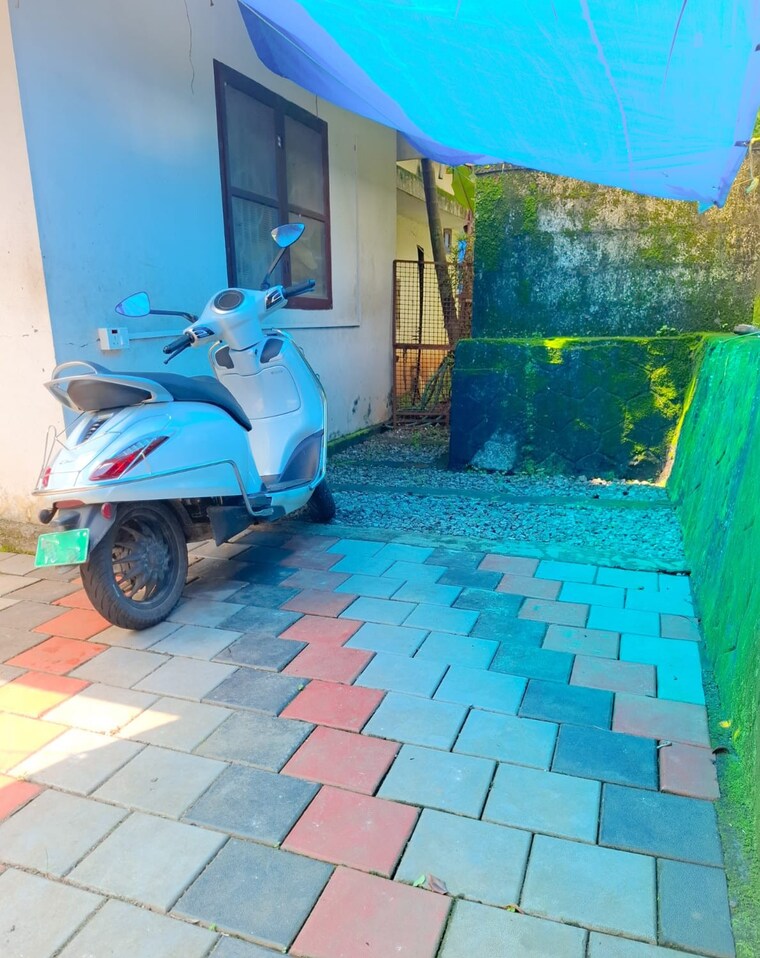  Parking, aluva 2 Bedroom 866 Sq.Ft. Independent House In Aluva Kochi 7964096