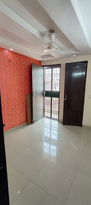 Room in 3 BHK Builder Floor at Vishwas Park – for Sale