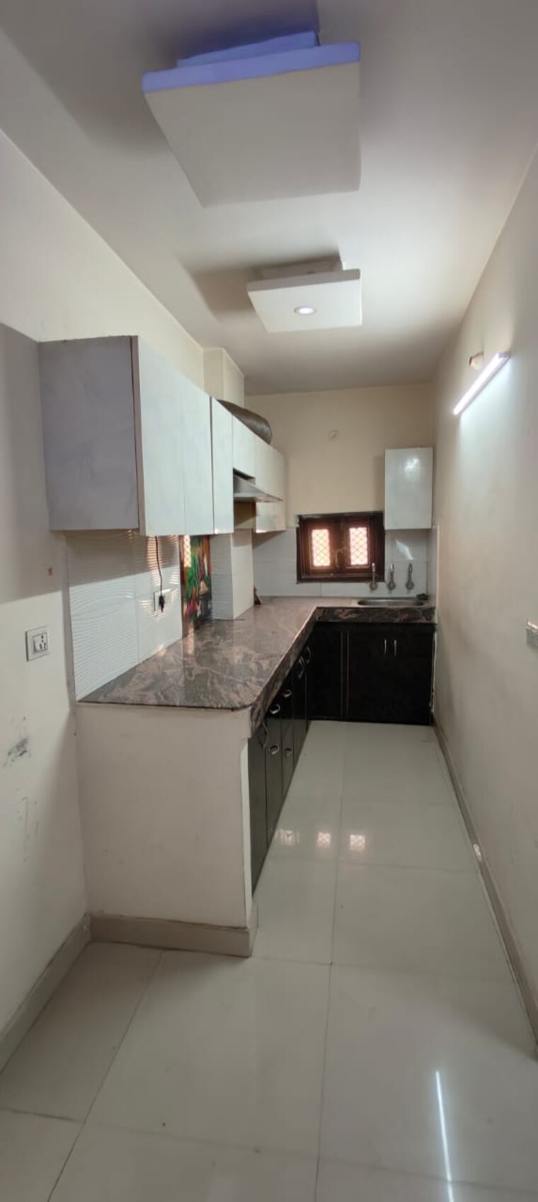 Kitchen, vishwas park 3 Bedroom 75 Sq.Yd. Builder Floor In Vishwas Park Delhi 8923608