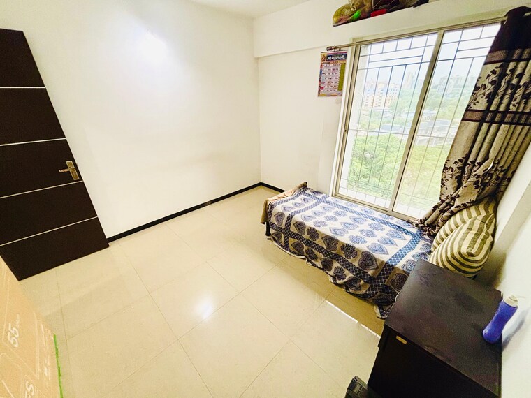 Master Bedroom, om-shriniwas-venkatesh-classic 1 Bedroom 720 Sq.Ft. Apartment In Hadapsar Pune 8923615