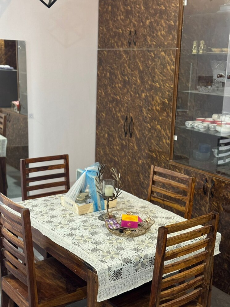 Living Room, greater kailash i 3 Bedroom 208 Sq.Yd. Builder Floor In Greater Kailash I Delhi 8923635