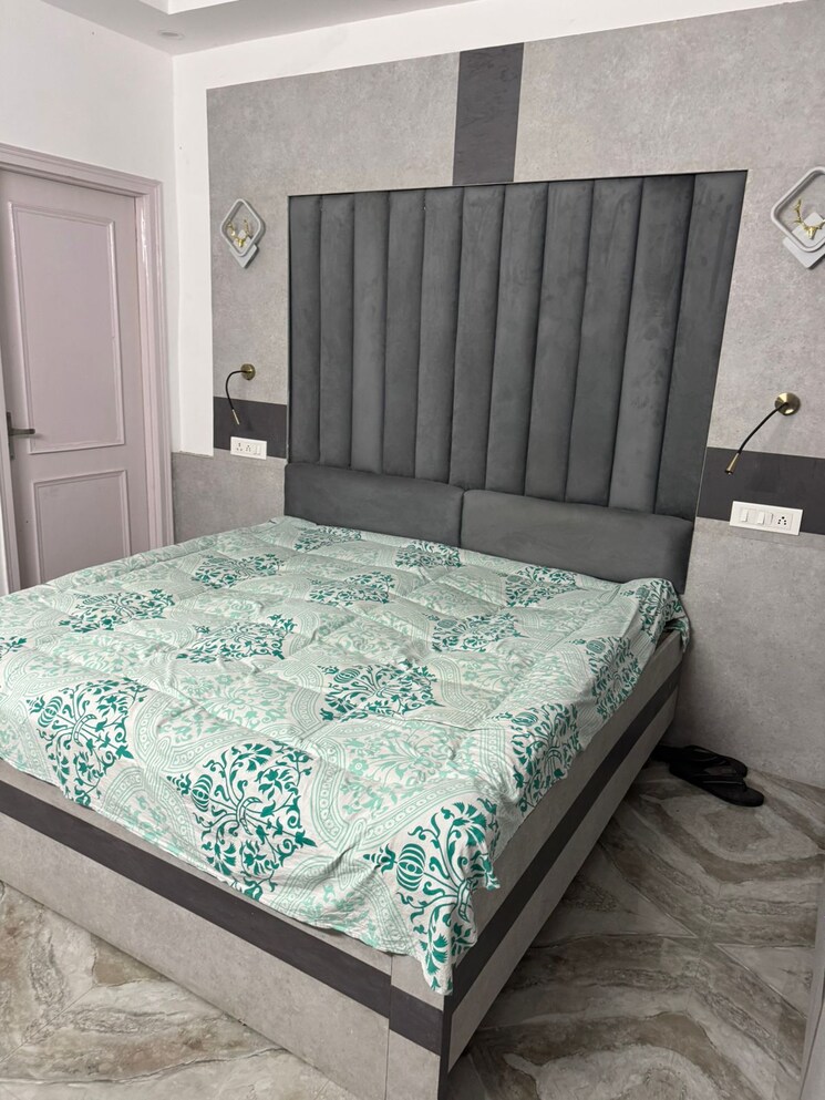 Bedroom, greater kailash i 3 Bedroom 208 Sq.Yd. Builder Floor In Greater Kailash I Delhi 8923635