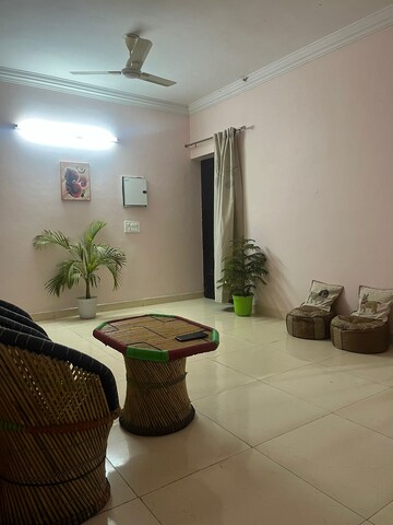 Furnished Amenities in  Pg at Noida Central – for Rent