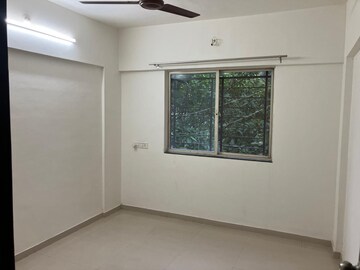 Room in 2 BHK Apartment at Mahadkar Residency, Paud Road – for Rent