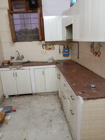 Kitchen in 1 BHK Builder Floor at Chittaranjan Park – for Rent