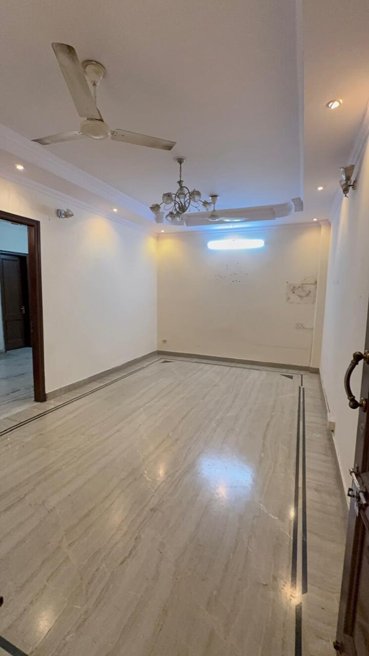 Room, kalkaji 2 Bedroom 1200 Sq.Ft. Builder Floor In Kalkaji Delhi 8923651