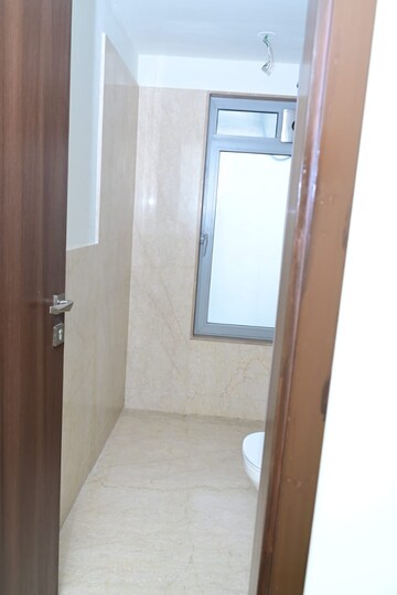 Building Lobby in 3 BHK Apartment at Piramal Mahalaxmi, Mahalaxmi – for Rent