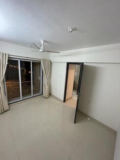 1 BHK Apartment For Sale in Tharwani Vedant Nakshatra