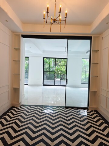 Living Room in 3 BHK Builder Floor at Defence Colony – for Rent