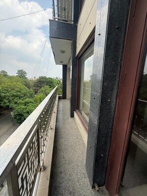 Balcony in 6 BHK Builder Floor at Nehru Enclave – for Sale