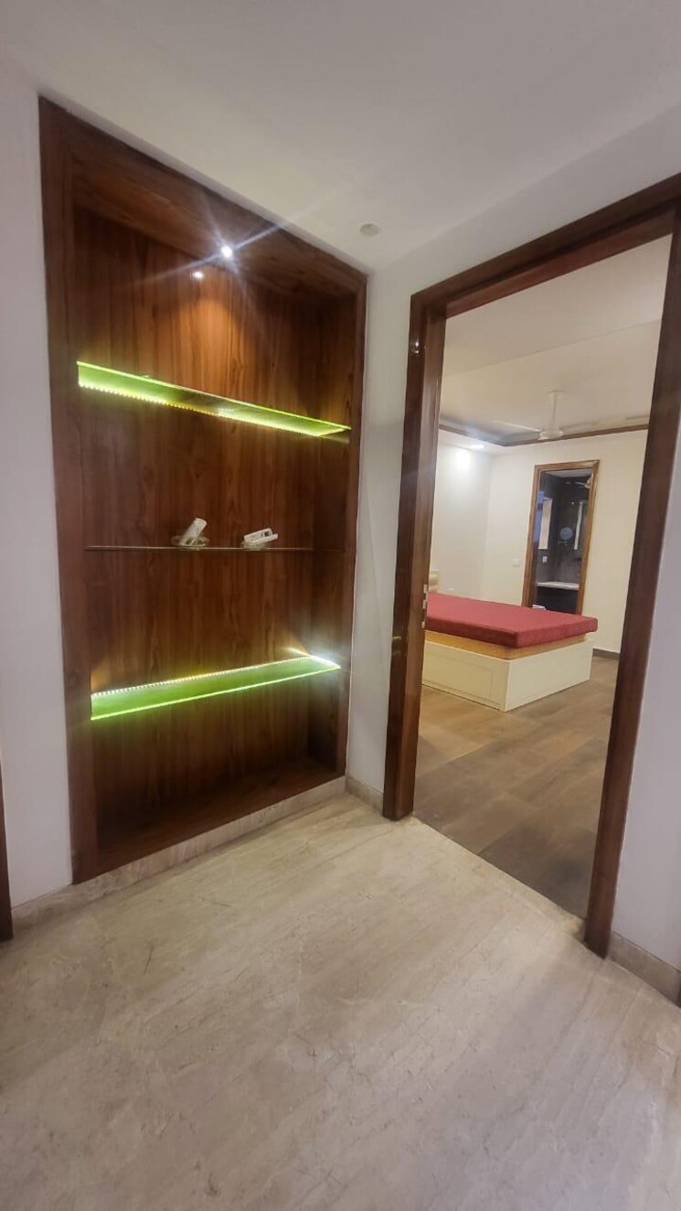 Bedroom, greater kailash i 3 Bedroom 208 Sq.Yd. Builder Floor In Greater Kailash I Delhi 8923684