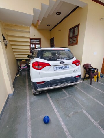 Parking in 2 BHK Independent House at Kursi Road – for Sale