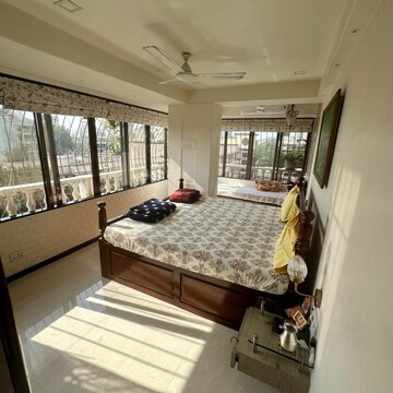 Bedroom in 3 BHK Apartment at Oxford Apartments Bandra West, St. Peters Colony – for Rent