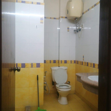 Attached Bathroom in 3 BHK Villa at Greenwoods Society, Omega I Greater Noida – for Rent