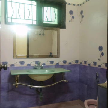 Attached Bathroom in 3 BHK Villa at Greenwoods Society, Omega I Greater Noida – for Rent