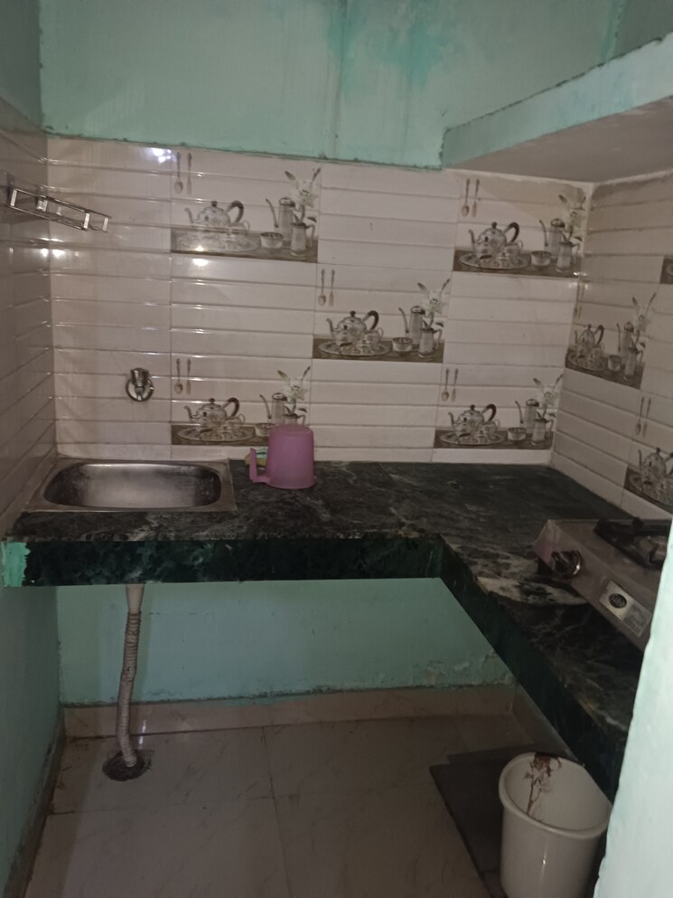 Kitchen, sarita-vihar-pocket-c-rwa 1 RK 351 Sq.Ft. Apartment In Sarita Vihar Delhi 8923715