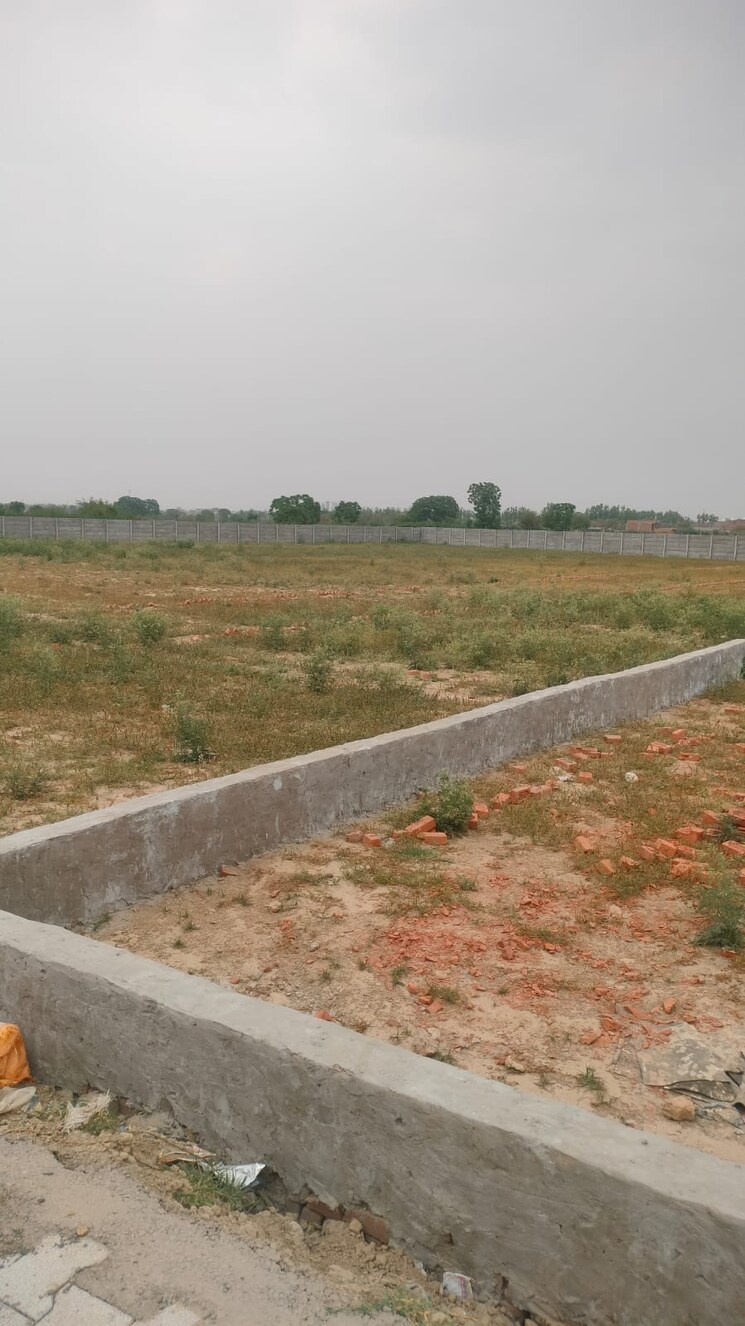 undefined, cc colony  100 Sq.Yd. Plot In Cc Colony Delhi 8923720