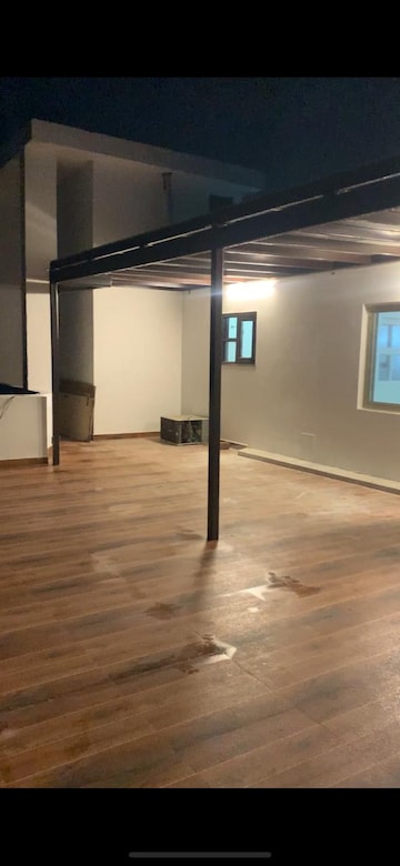 Terrace in 3 BHK Penthouse at Mahanagar – for Rent