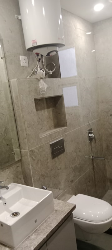 Bathroom in 3 BHK Builder Floor at Lajpat Nagar 4 – for Rent