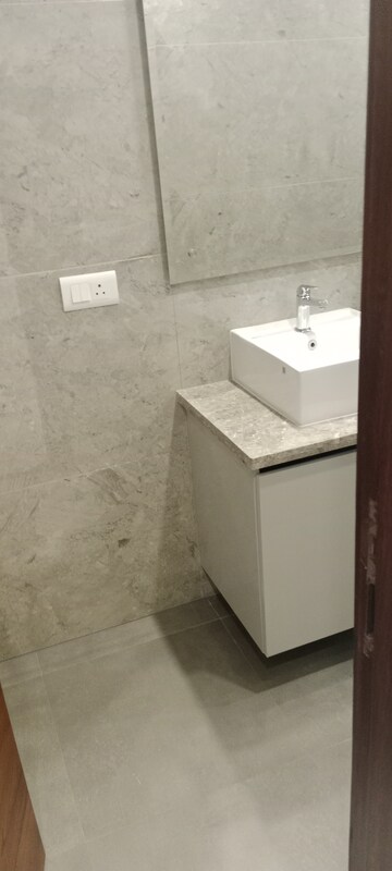Bathroom in 3 BHK Builder Floor at Lajpat Nagar 4 – for Rent