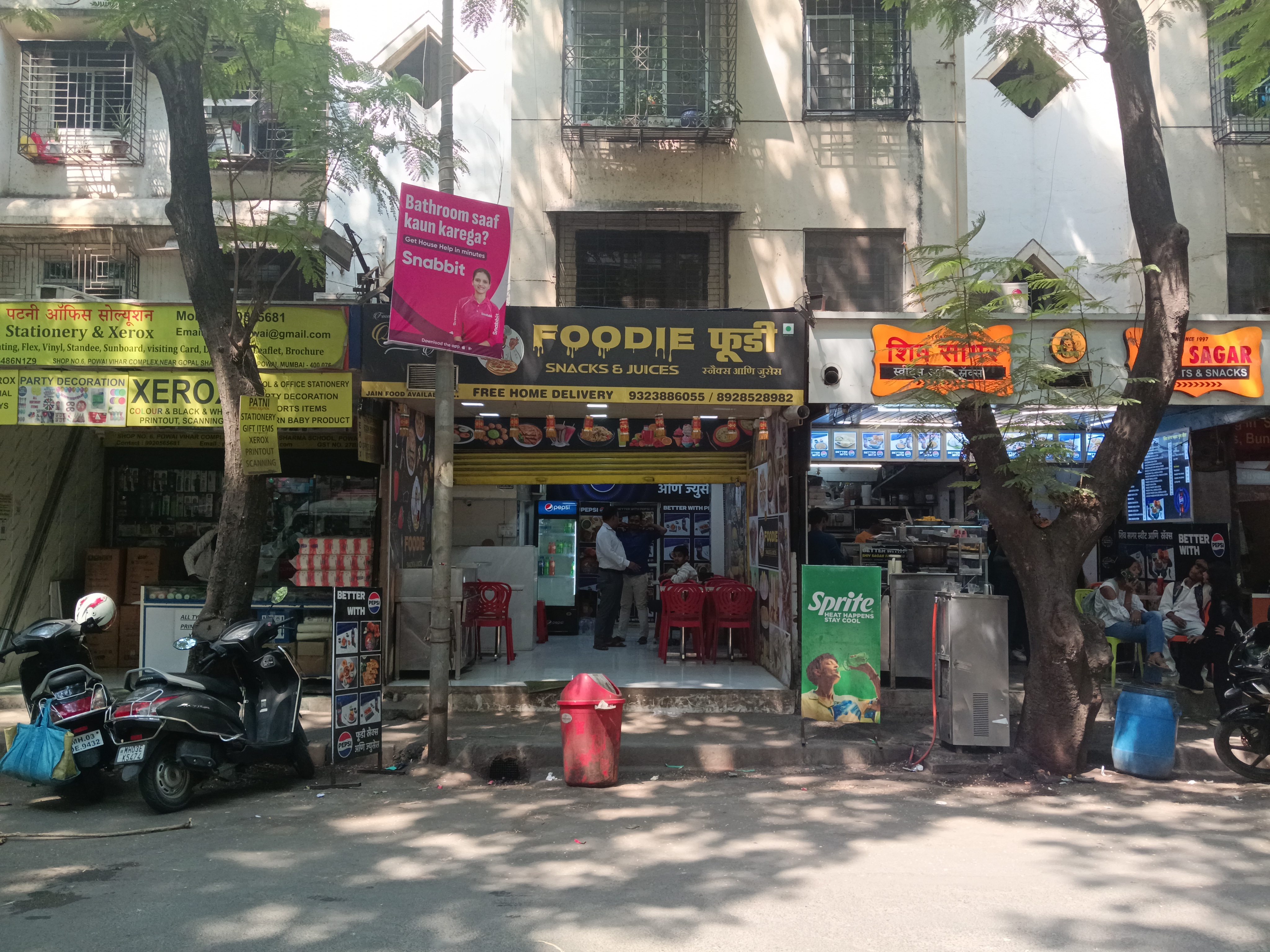 Retail Shop For Rent in Veena Beena Apartment