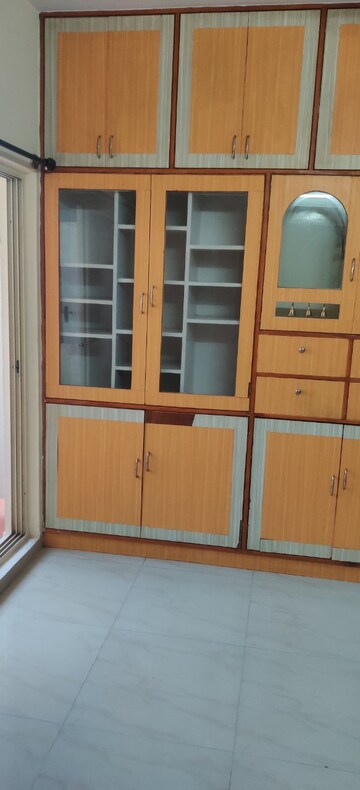 Furnished Amenities in 2 BHK Apartment at Sai Purvi Grand, Brookefield – for Rent