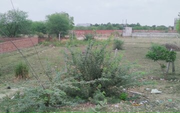 Plot For Rent in Gomti Nagar