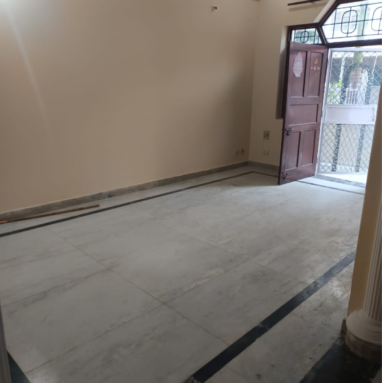 Room, delta ii greater noida 2 Bedroom 111 Sq.Mt. Builder Floor In Delta Ii Greater Noida Greater Noida 8923787